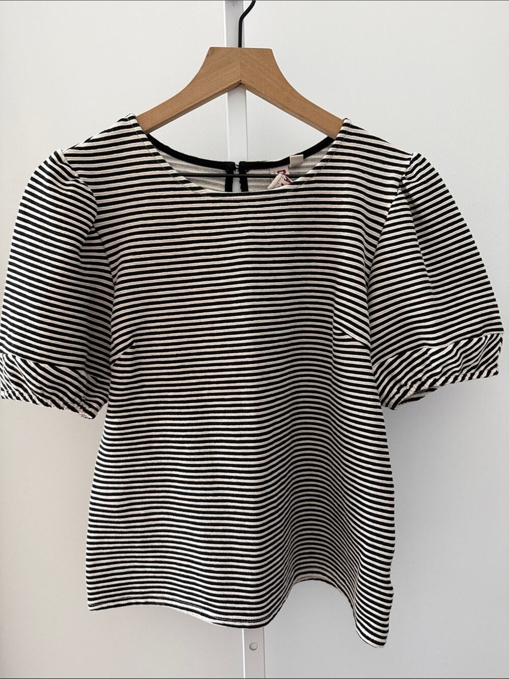 DOLAN striped puff sleeve top black cream small